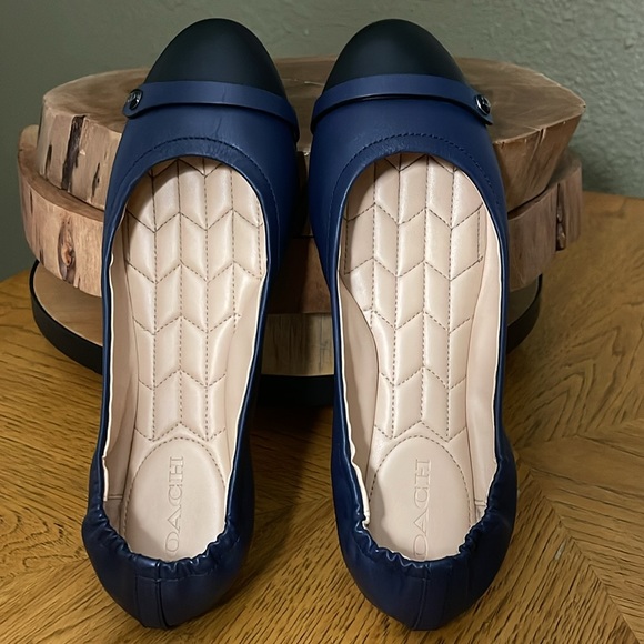 COACH BRANDI BALLET FLATS - Picture 12 of 16